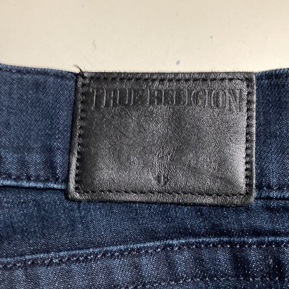 True Religion Relaxed Slim (GENO) 38W • 32L - Picture 7 of 11